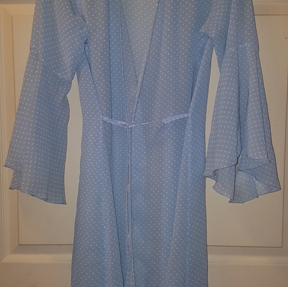 Rosanna Robe - Picture 10 of 17